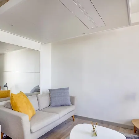 48 Rue Des Haies Apartment Paris